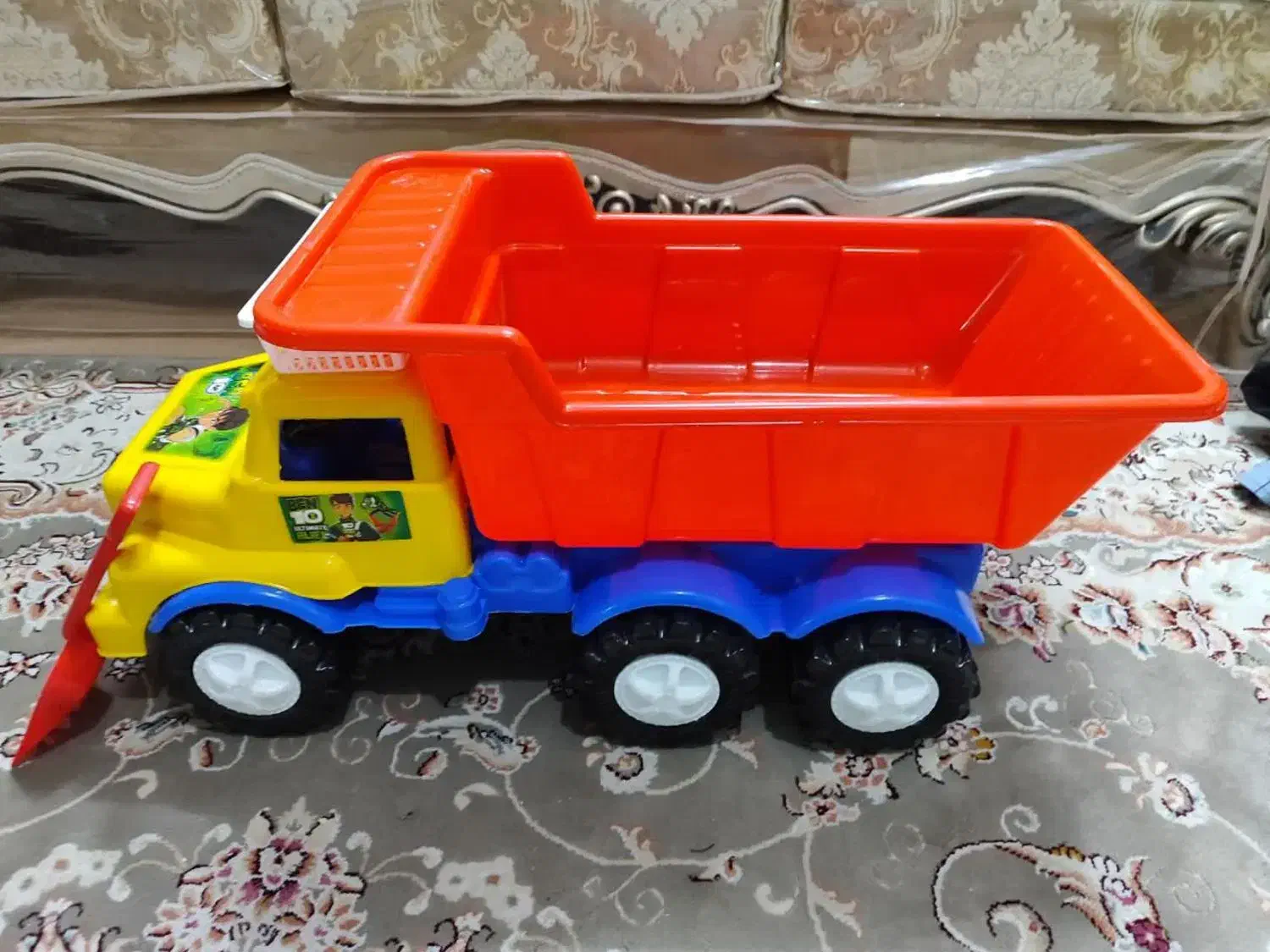 اسباب بازی ماشین کامیون|اسباب‌بازی بچه|قم, اسمعیل آباد|دیوار