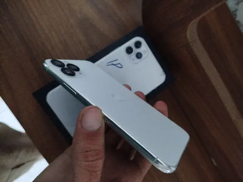 11pro 256 Zaa Silver|موبایل|اصفهان, جلالیه|دیوار