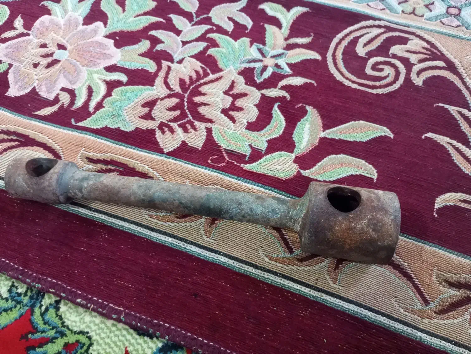 آچار جنس قدیمی و محکم|ابزارآلات|کلاله, |دیوار