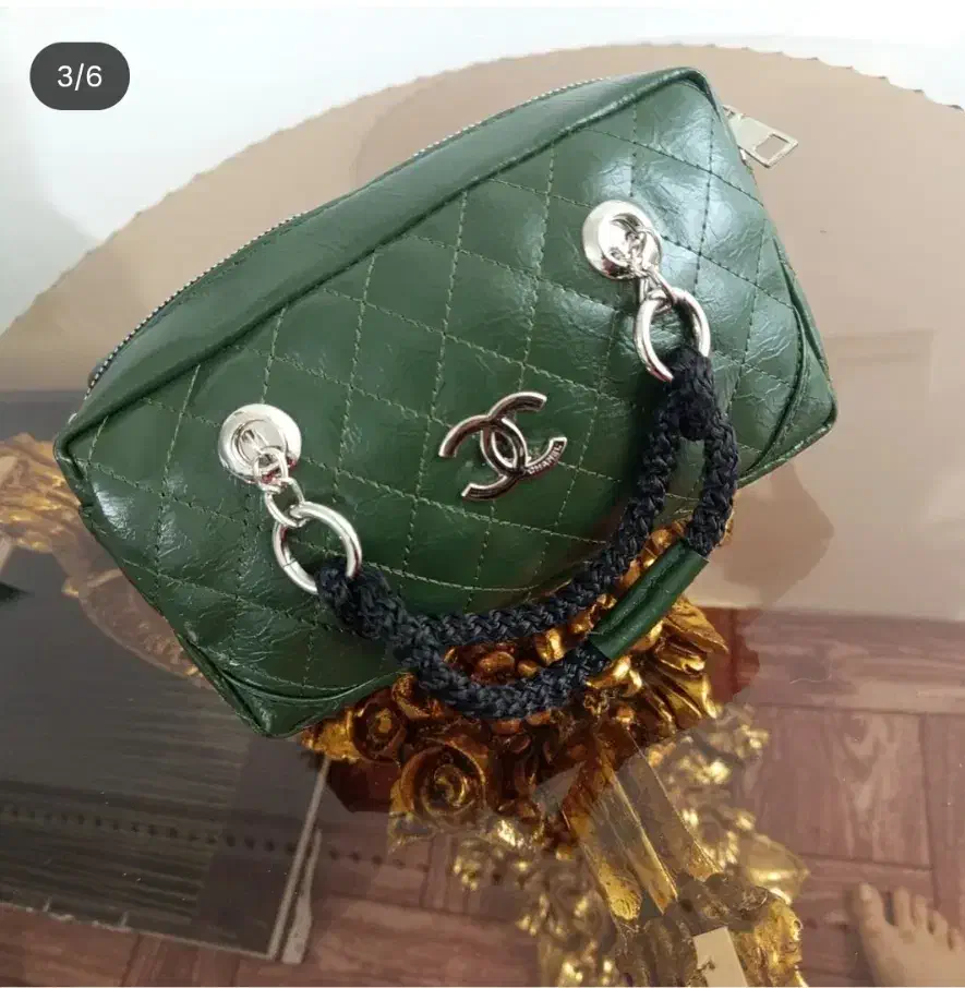 کیف نو جمع و جور وجادار|کیف، کفش، کمربند|ماکو, |دیوار