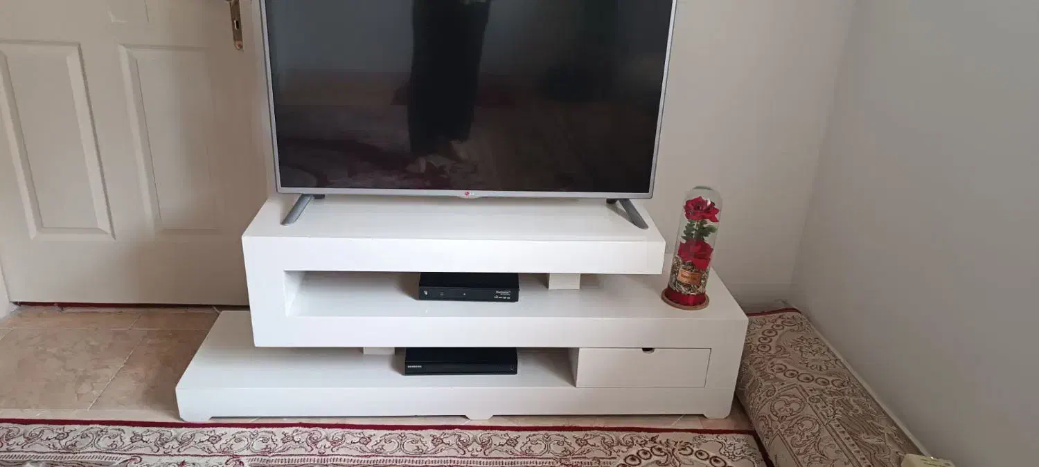 میز تلویزیون|میز تلویزیون|زرندیه, |دیوار