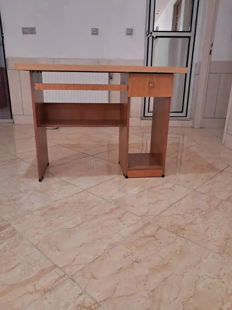 میز تحریر|میز تحریر و کامپیوتر|شیراز, زیباشهر|دیوار