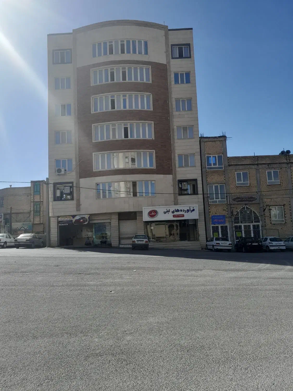 دو واحد تجاری آزادی پایین تر از مجتمع آفتاب|فروش دفتر کار، اتاق اداری، مطب|ایلام, |دیوار