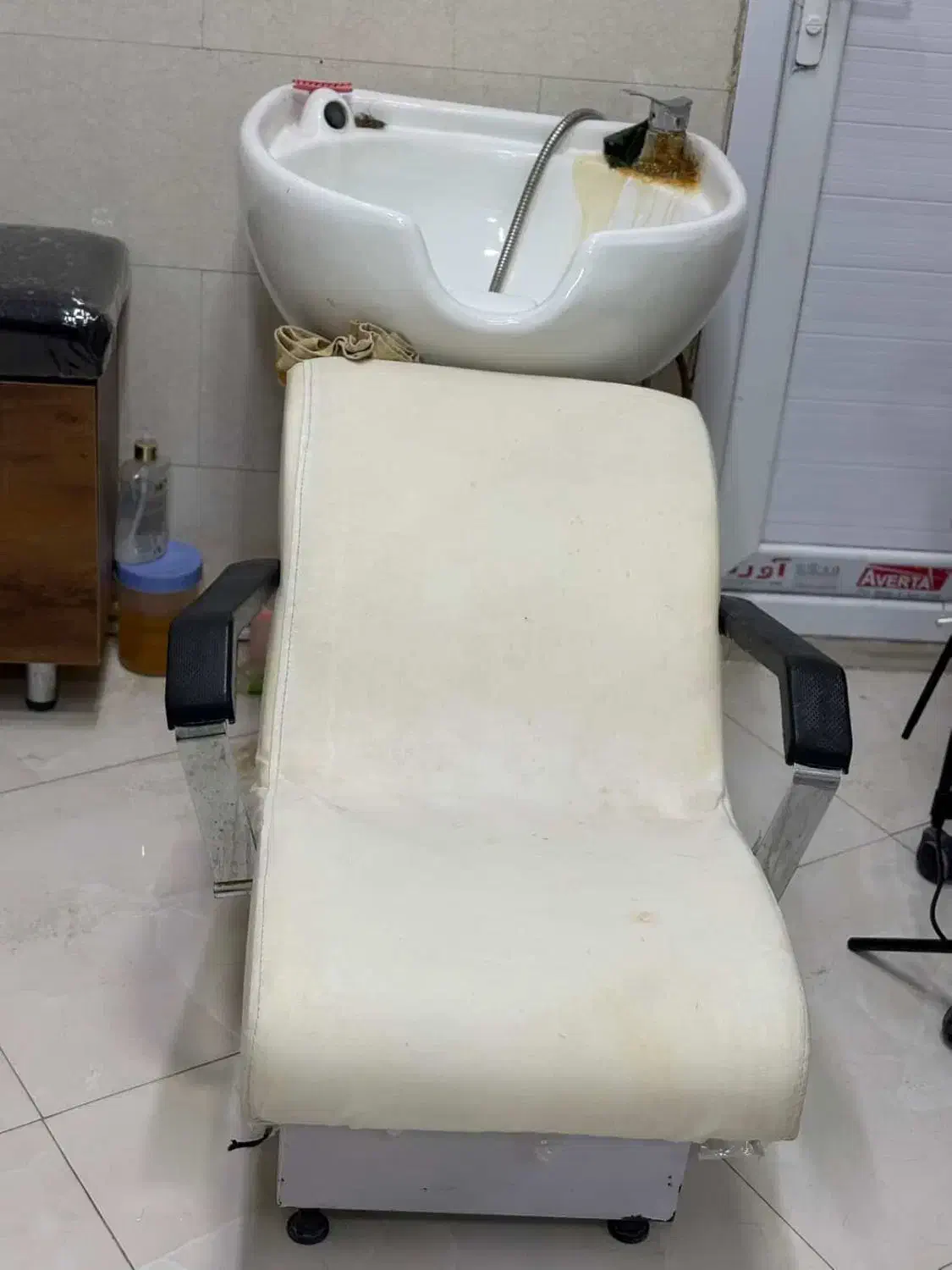 وسایل سالن|آرایشگاه و سالن‌های زیبایی|شیروان (خراسان), |دیوار