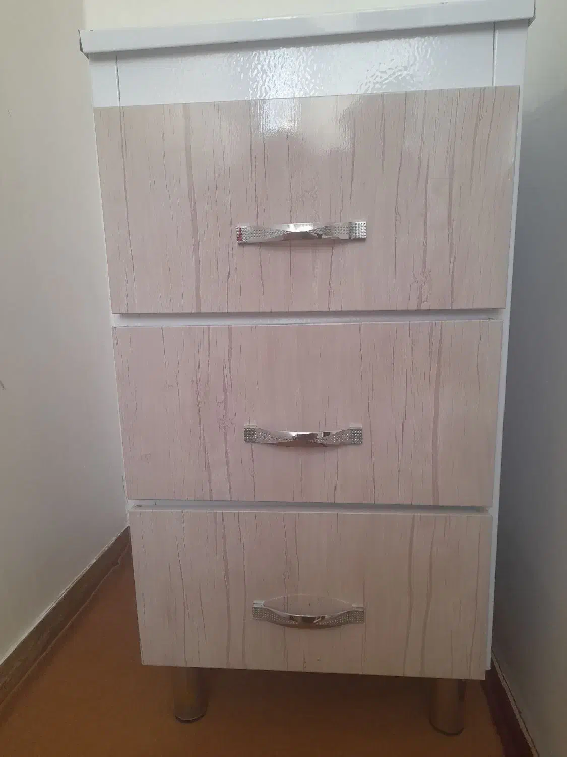 فایل|جاکفشی، کمد، دراور|کامیاران, |دیوار