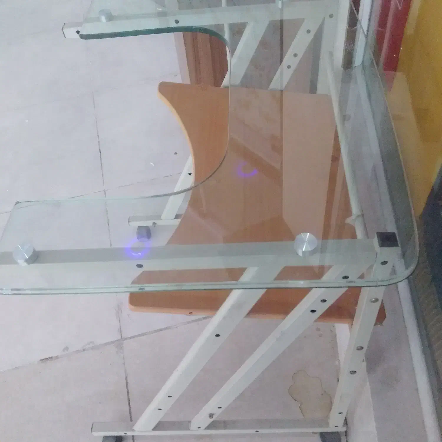 میز تحریر میز کامپیوتر|میز تحریر و کامپیوتر|کیش, |دیوار