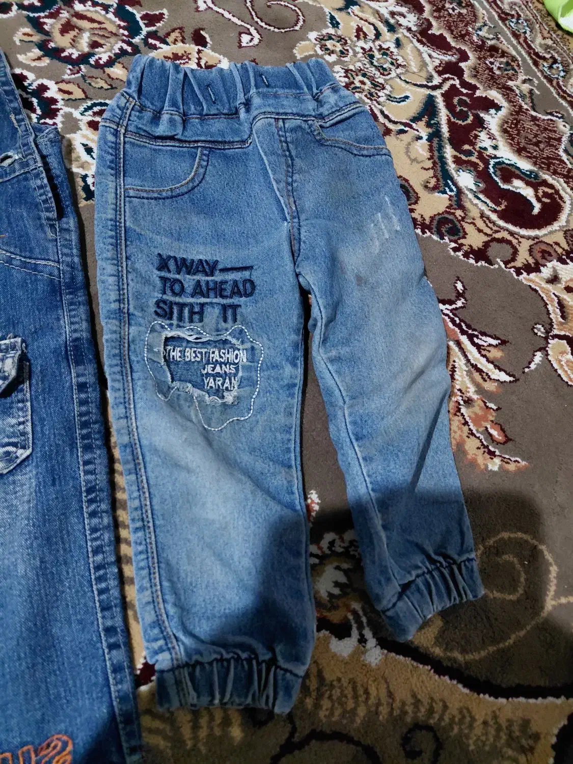 لباس|لباس|بیرجند, |دیوار