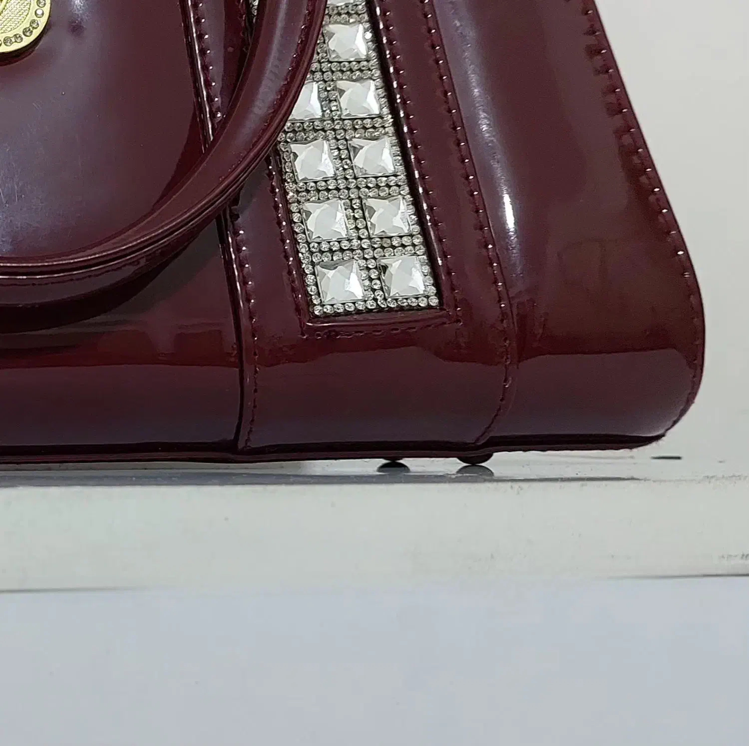 کیف|کیف، کفش، کمربند|گرگان, |دیوار