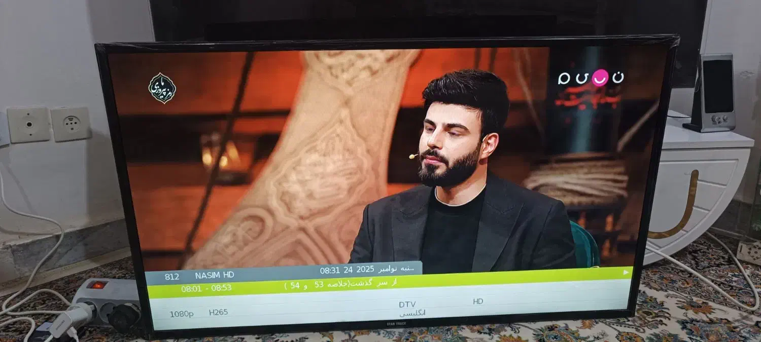 ال ای دی استارترک۴۳ اینج درحد نو شش ماه کار|تلویزیون و پروژکتور|میناب, |دیوار