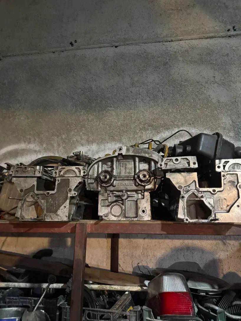 قطعات استوک خودرو|قطعات یدکی و لوازم جانبی|هشتگرد, فاز ۱ مهستان|دیوار