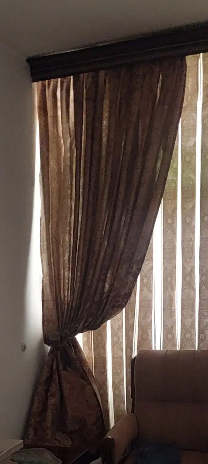 پرده|پرده، رانر، رومیزی|گالیکش, |دیوار