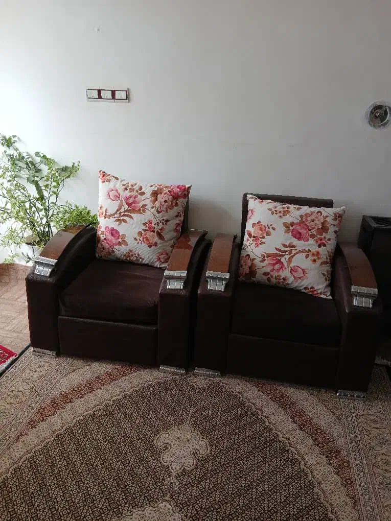 مبل راحتی و کلاسیک|مبلمان خانگی و میز عسلی|خوی, |دیوار