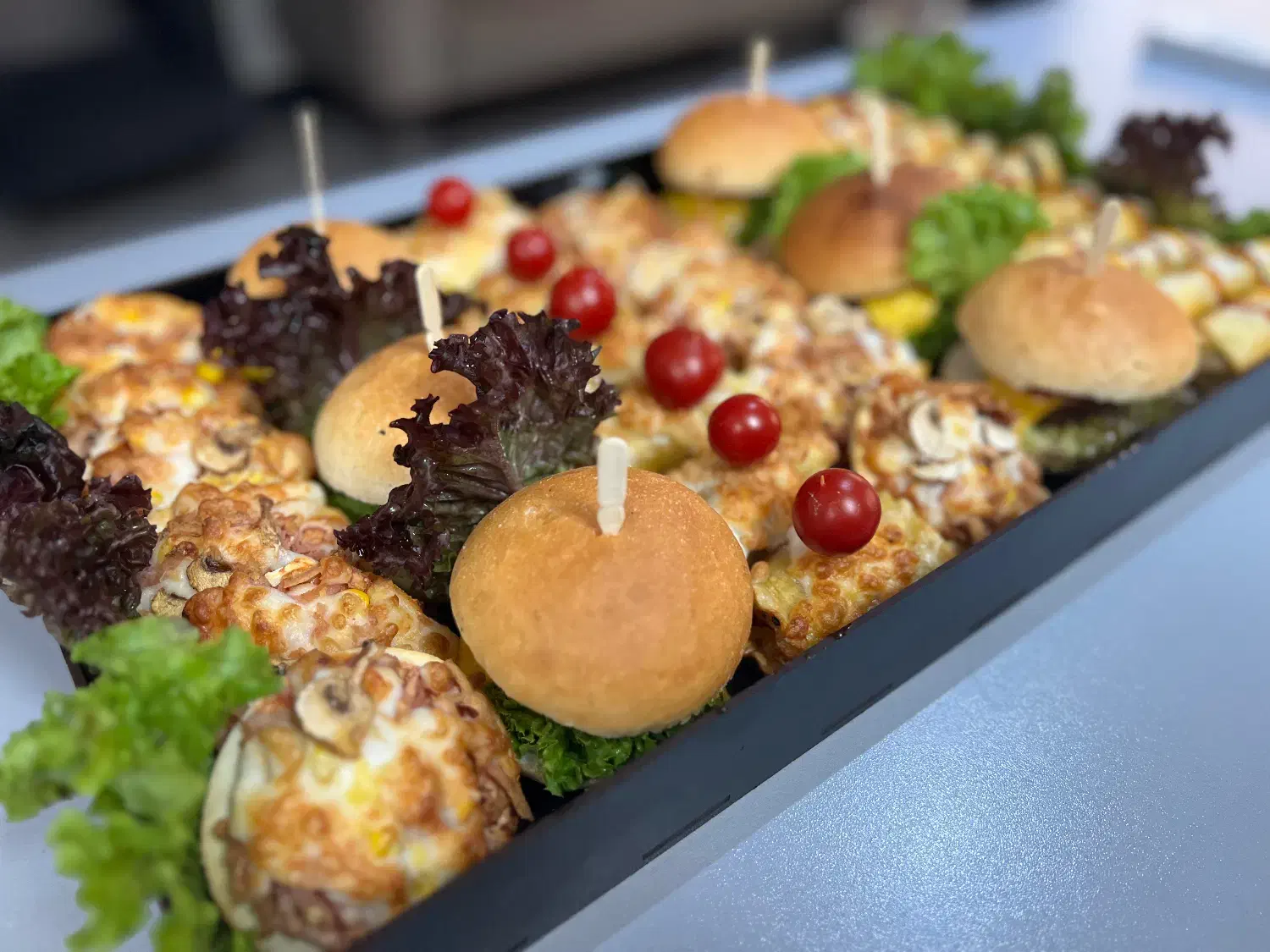 فینگرفود|خدمات پذیرایی، مراسم|کرج, گلشهر|دیوار