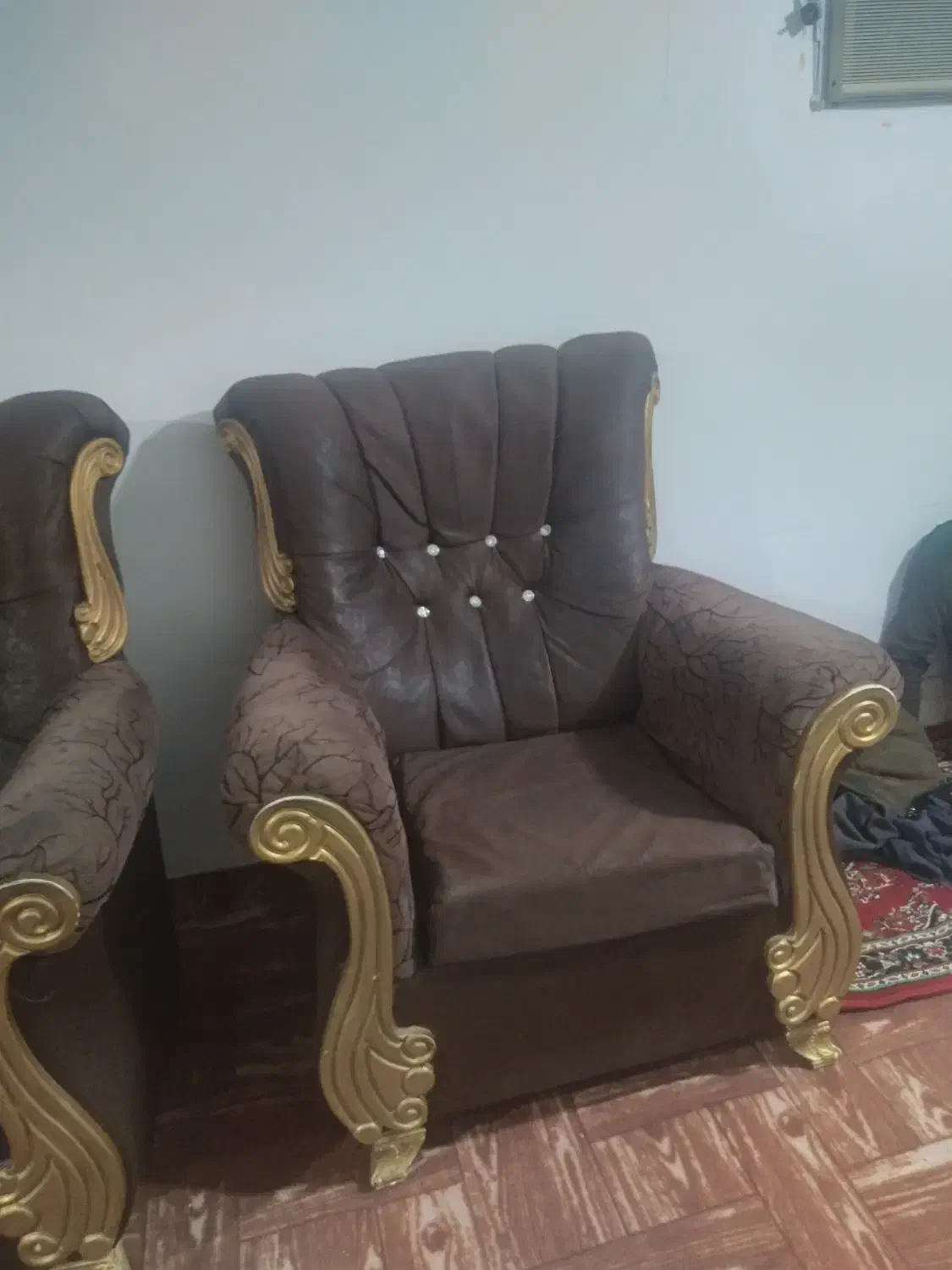 مبل هفت نفره|مبلمان خانگی و میز عسلی|تالش, هشتپر|دیوار