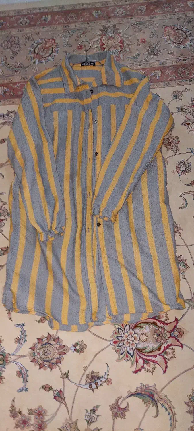 تعدای مانتو|لباس|قم, لبچال|دیوار