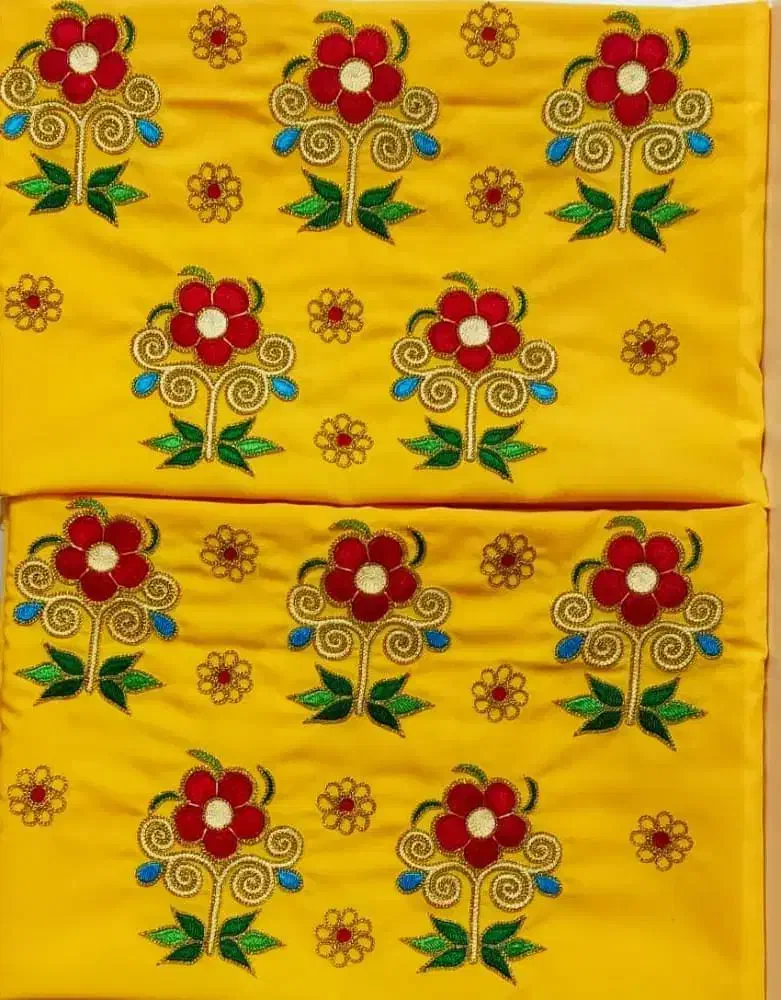 گل بالا و لباس نگینی|لباس|میناب, |دیوار