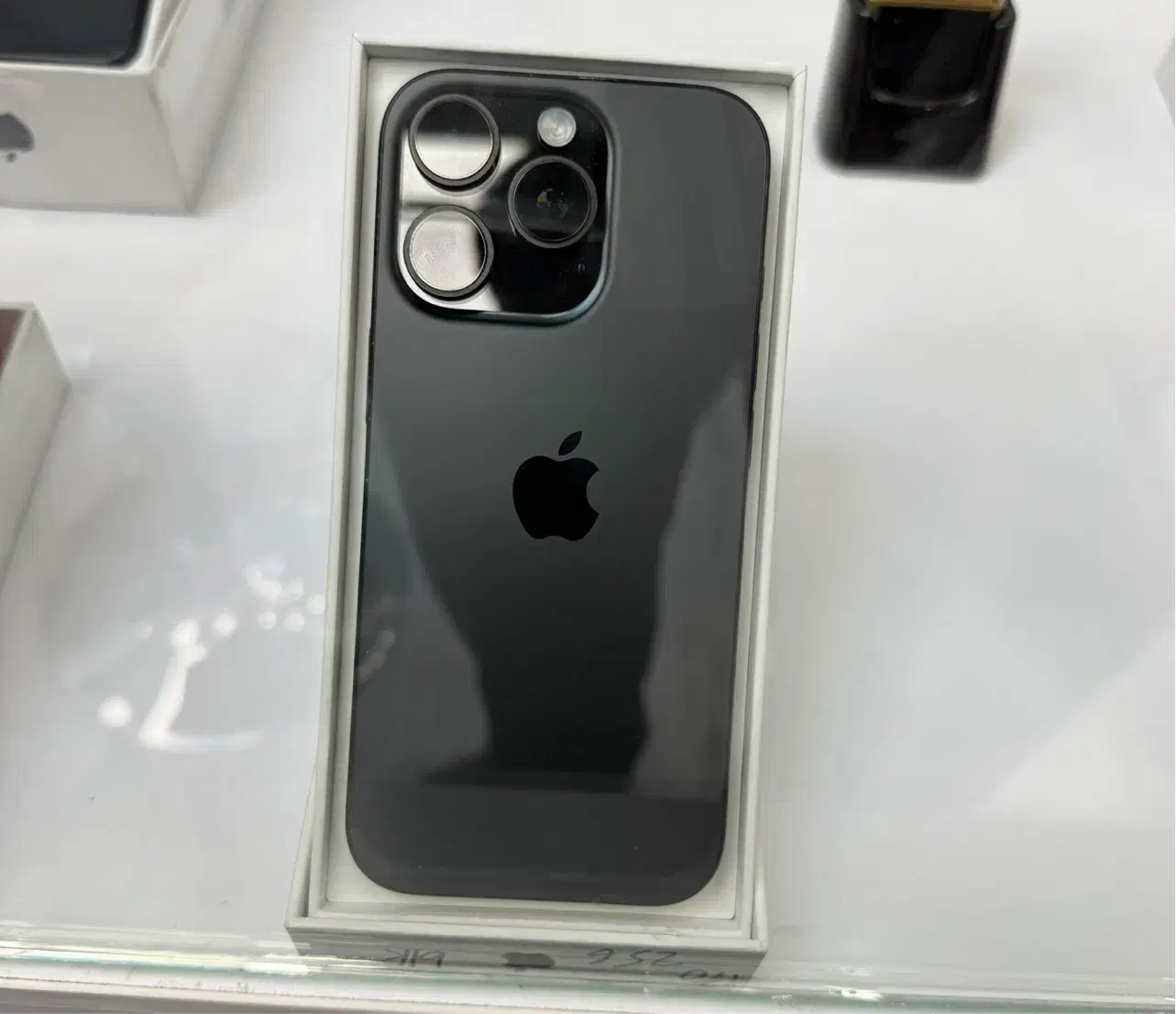 15pro آیفون|موبایل|یزد, |دیوار