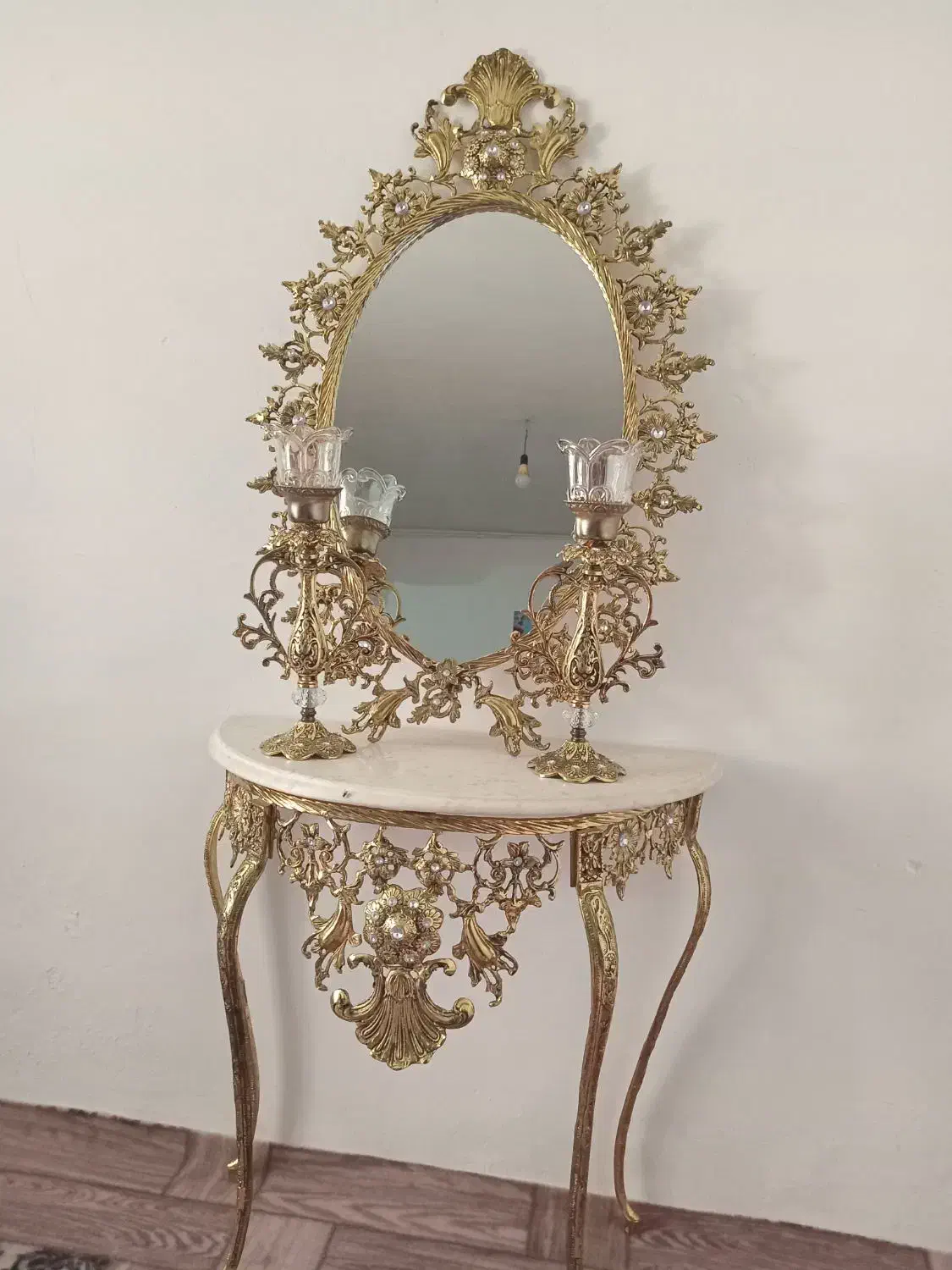 سلام اینه شمعدان برنز ومیز تلفن|مبلمان خانگی و میز عسلی|رباطکریم, کیکاور|دیوار