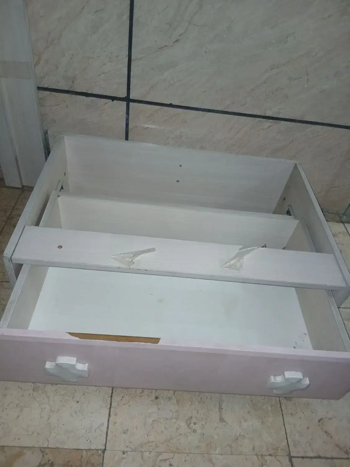 تخت گهواره ای|تخت و سرویس خواب|تهران, خزانه|دیوار