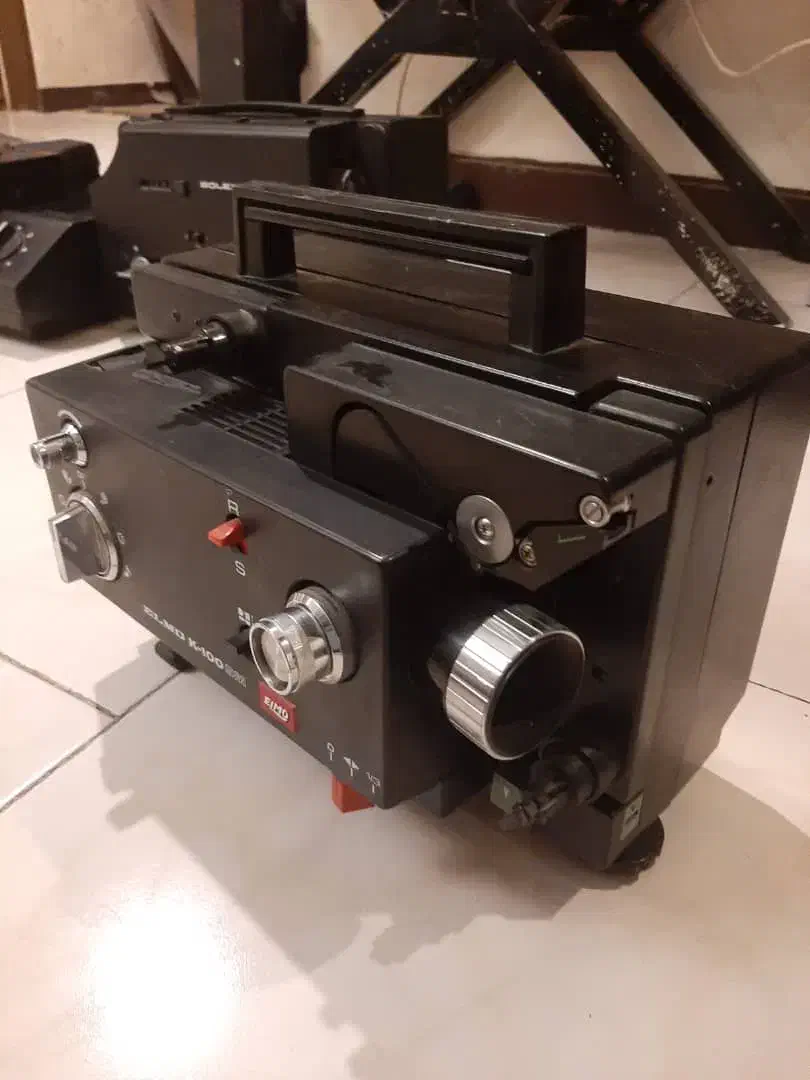 ۲ دستگاه آپارات کلکسیونی(Super 8) با تجهیزات کامل|کلکسیون اشیاء عتیقه|تهران, قلهک|دیوار