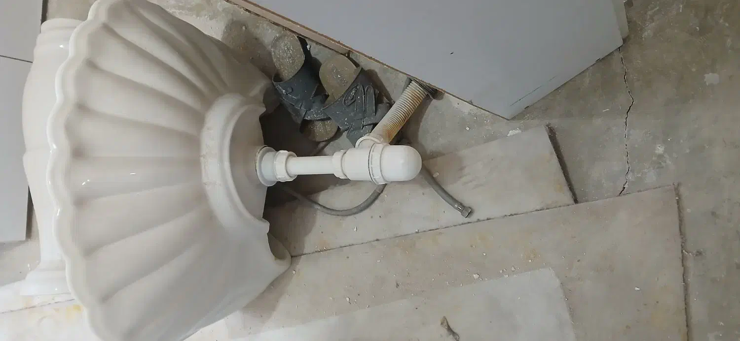 روشویی جنس خوب بااینه|لوازم سرویس بهداشتی|رشت, سعدی (تختی)|دیوار