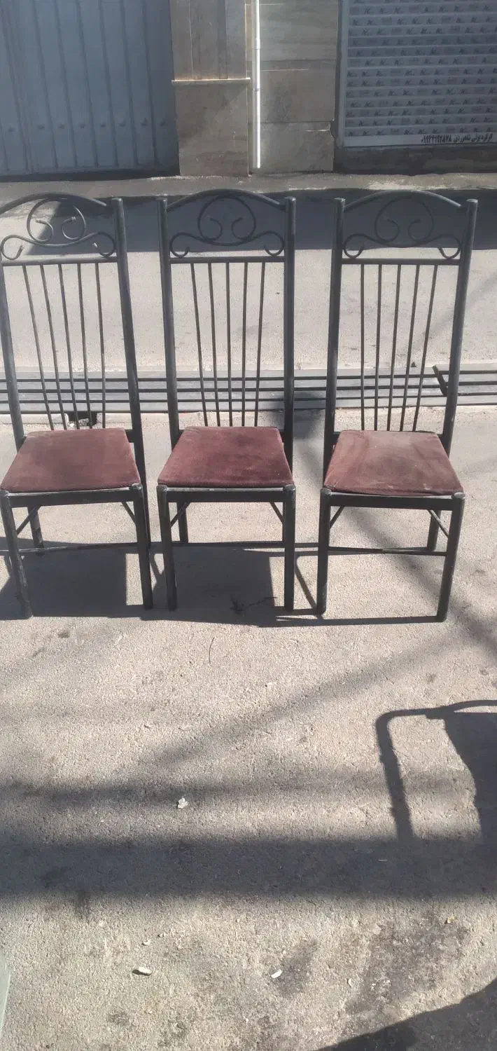 صندلی|صندلی و نیمکت|اقبالیه, |دیوار