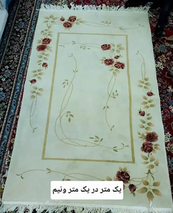 قالیچه ذرع و نیم تراکم بالا کاملا سالم|فرش|بروجرد, |دیوار
