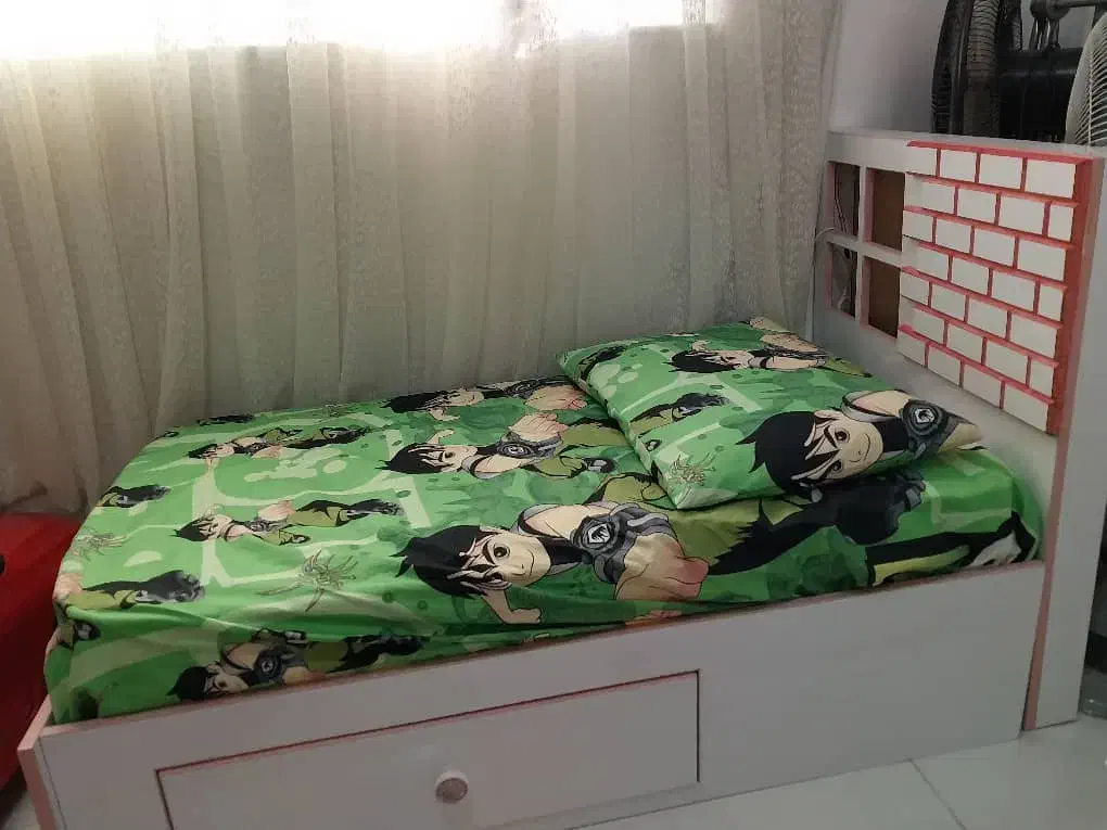 تخت کودک همراه تشک|تخت و سرویس خواب|رشت, حومه رشت|دیوار