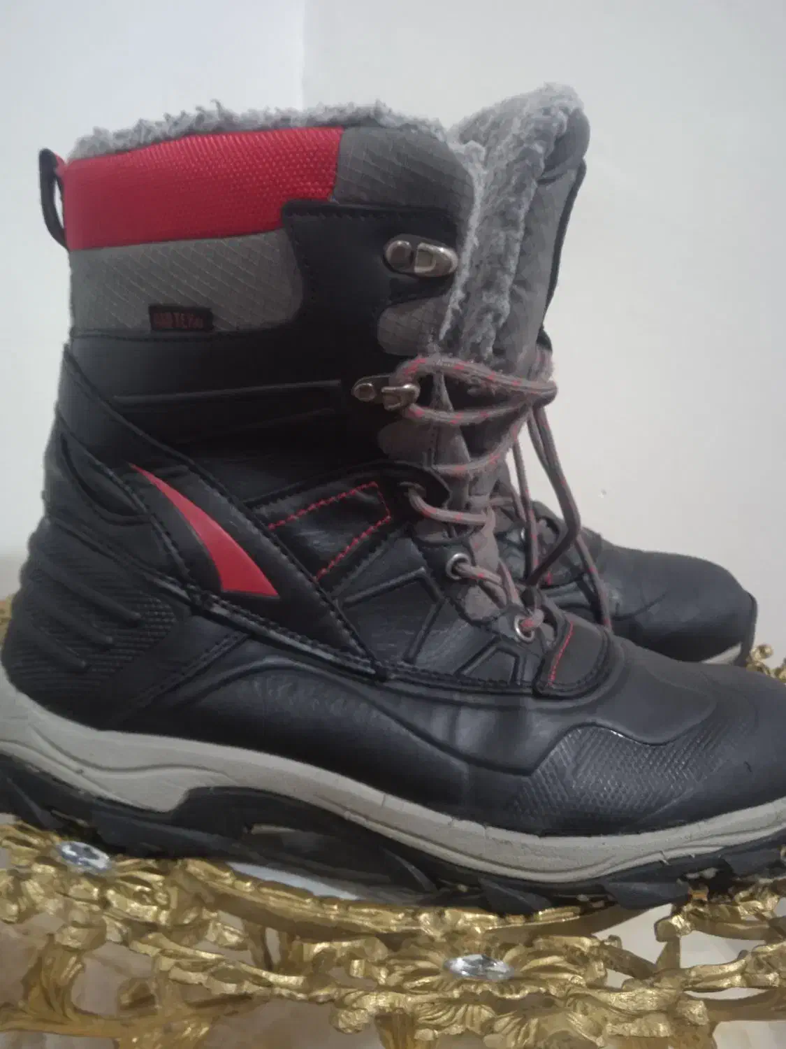 پوتین|کیف، کفش، کمربند|میاندوآب, |دیوار