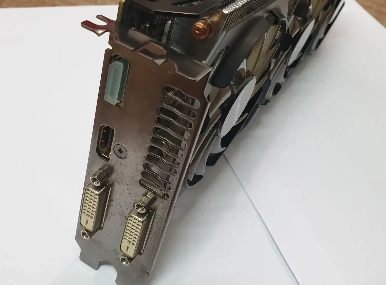 گرافیک 4گیگ GV R929. AMD|قطعات و لوازم جانبی رایانه|ایلام, |دیوار