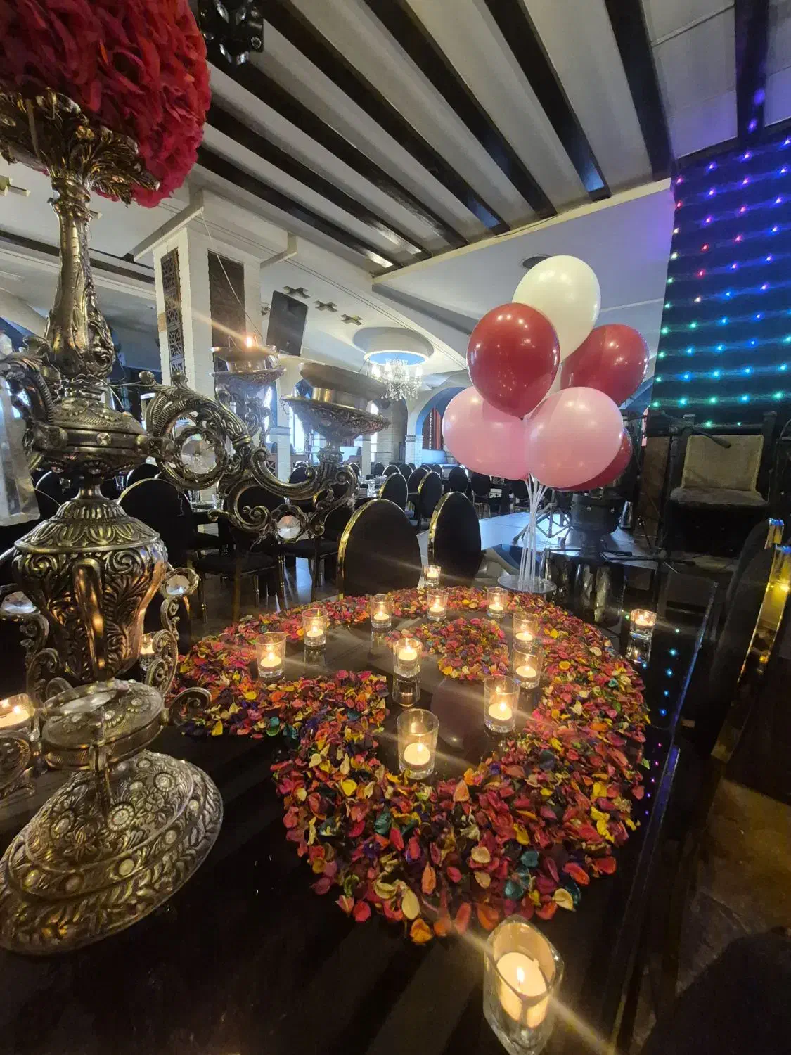 استخدام منشی و رزرویشن خانم با حداکثر ۳۰ میلیون|استخدام بازاریابی و فروش|تهران, درختی|دیوار