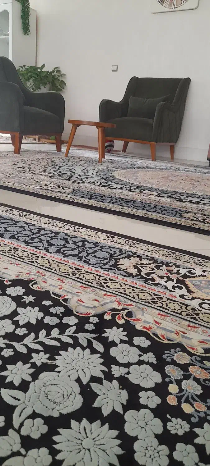 فرش ۹ متری خوشرنگ|فرش|خرم‌آباد, |دیوار