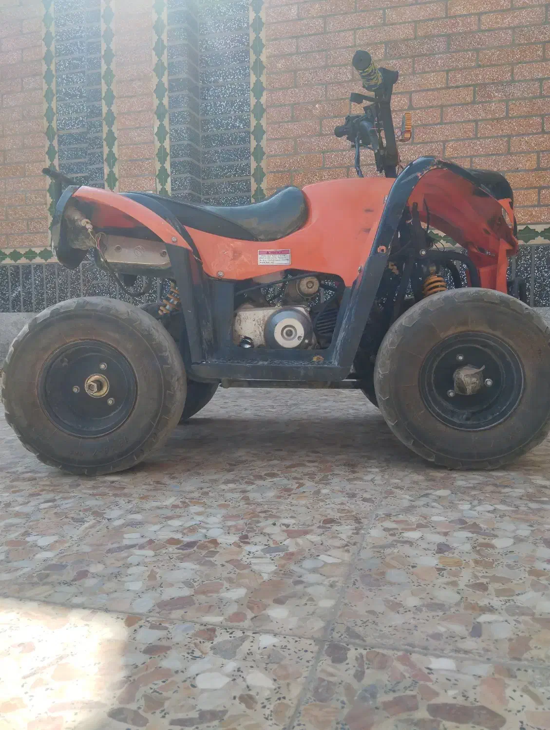 چهار چرخ|موتورسیکلت|خاش, |دیوار