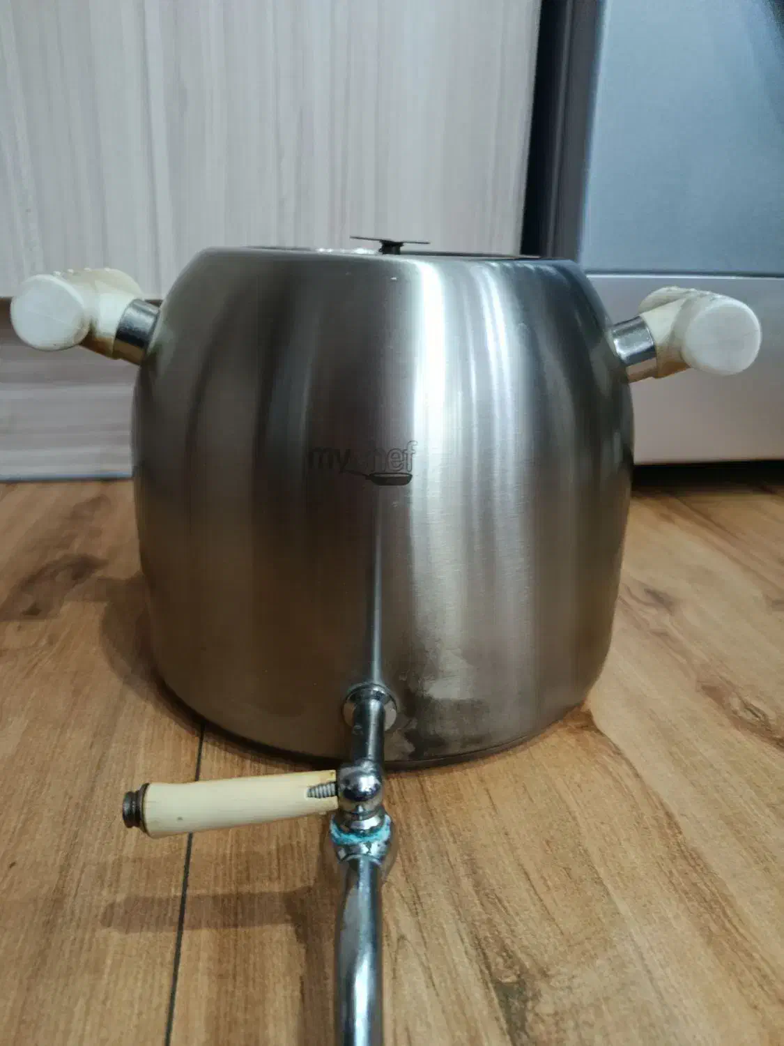 کتری استیل سالم وتمیز|قوری، کتری، قهوهساز دستی|گرگان, |دیوار