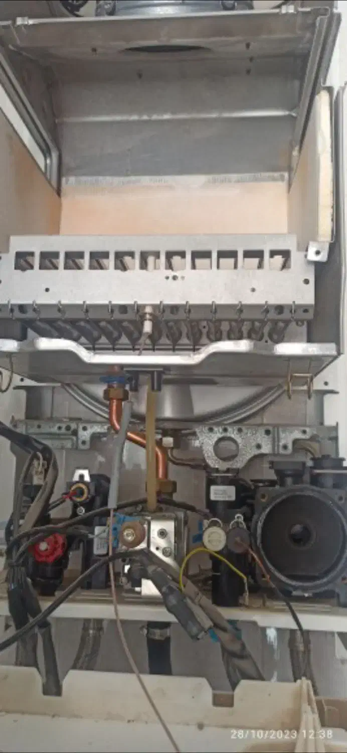 تعمیرات و نصب پکیج و آبگرمکن ولوله کشی درباغبادران|خدمات پیشه و مهارت|لنجان, |دیوار