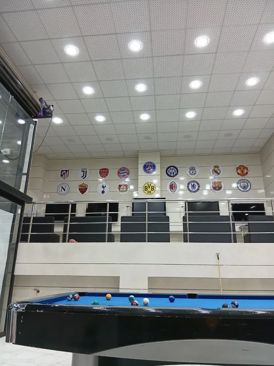 همکار خانوم برای کافه گیم|استخدام خدمات فروشگاه و رستوران|ایلام, |دیوار