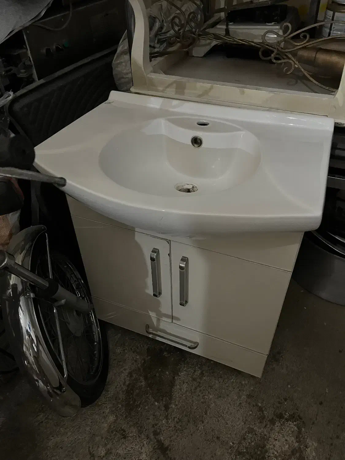 روشویی بزرگ|لوازم سرویس بهداشتی|تهران, جلیلی|دیوار