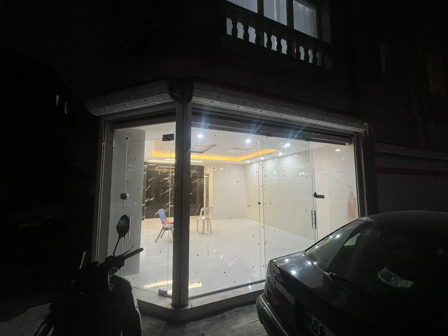 مغازه|اجارهٔ مغازه و غرفه|رشت, رودباری|دیوار