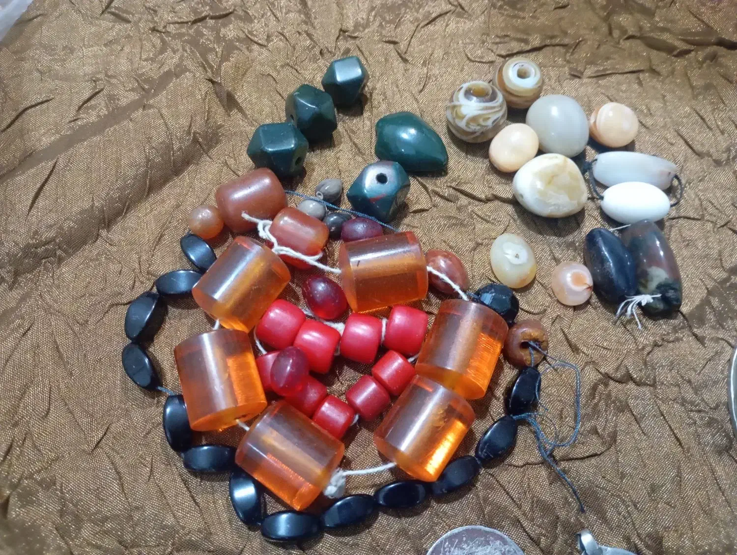 سنگ|کلکسیون اشیاء عتیقه|اصفهان, باغ نگاره|دیوار