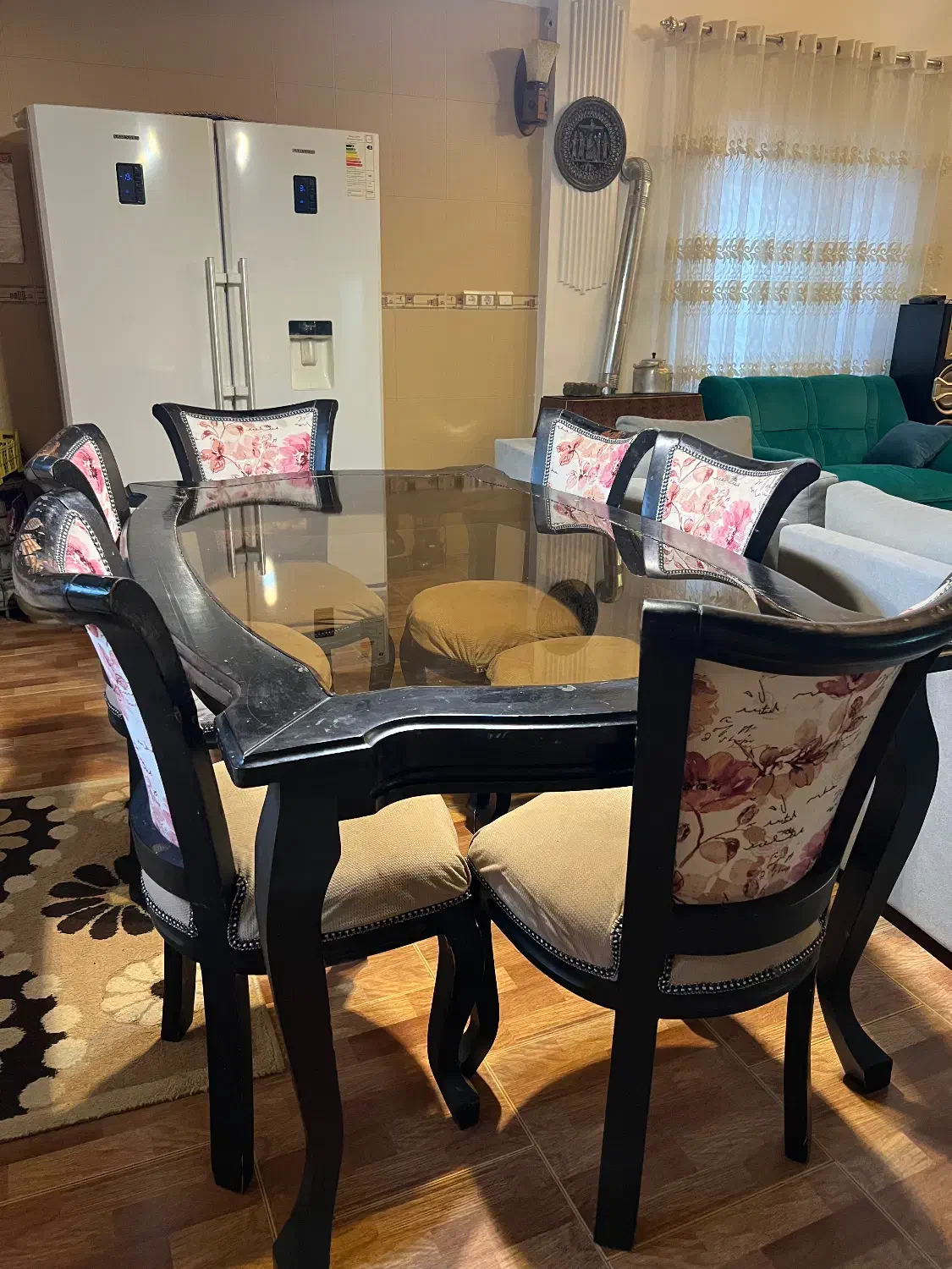 ناهار خوری|میز و صندلی غذاخوری|نوشهر, |دیوار