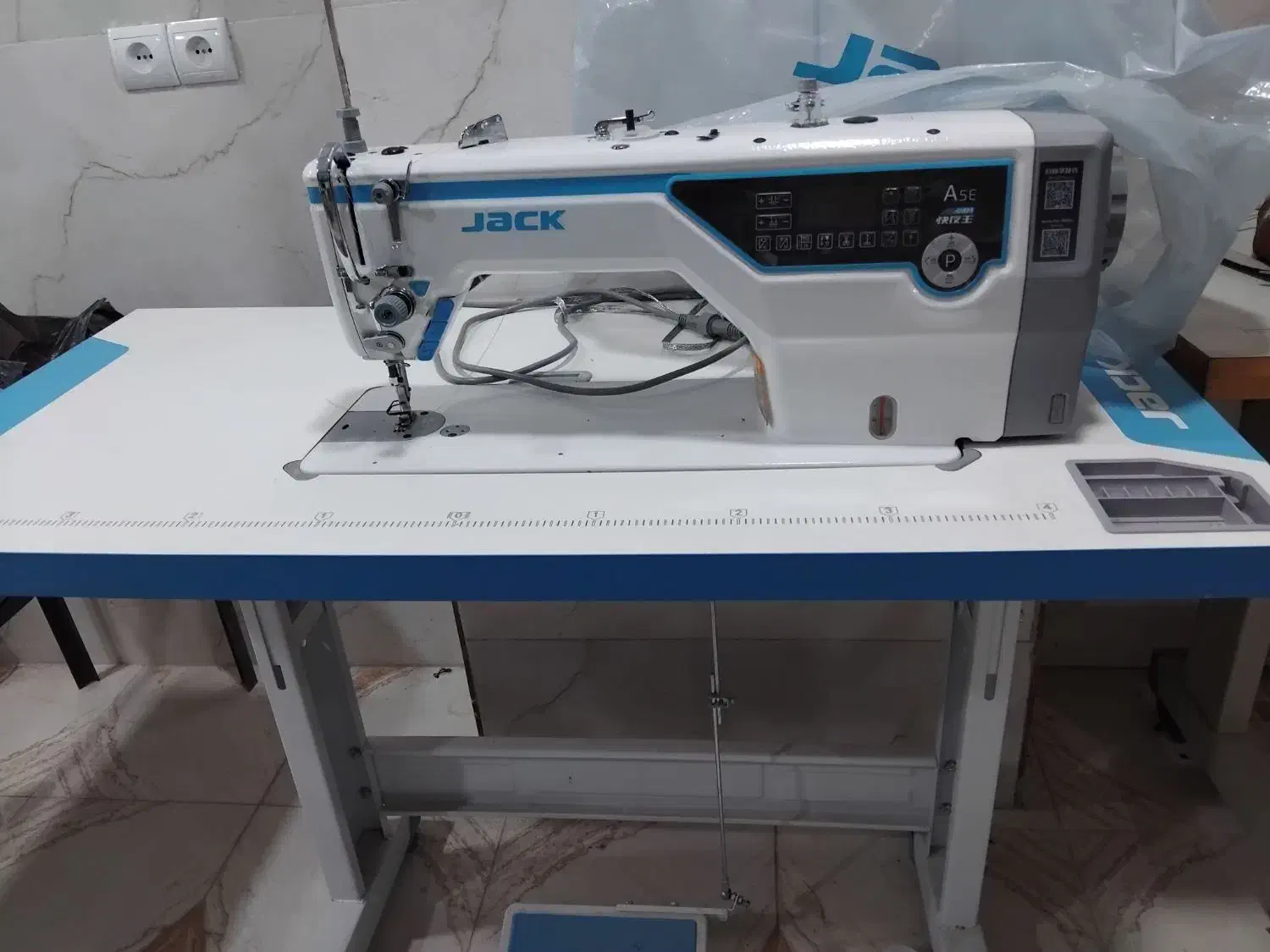 چرخ خیاطی راسته دوز a5e فول کامپیوتری|چرخ خیاطی و ریسندگی|پاکدشت, پاکدشت (مامازند)|دیوار