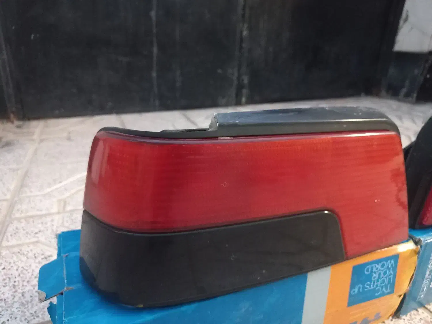 چراغ خطر عقب اصل پژو 405 جفتی|قطعات یدکی و لوازم جانبی|تربت جام, نظامی|دیوار