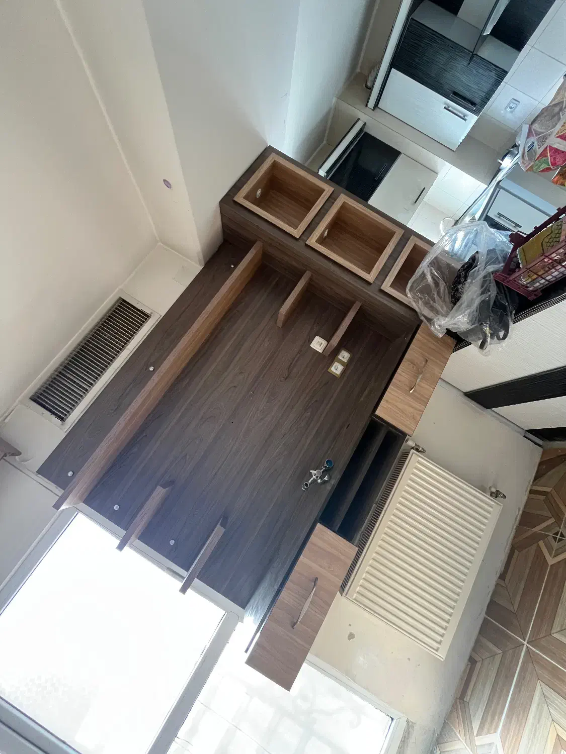 میز|میز تلویزیون|مرودشت, ولایت|دیوار