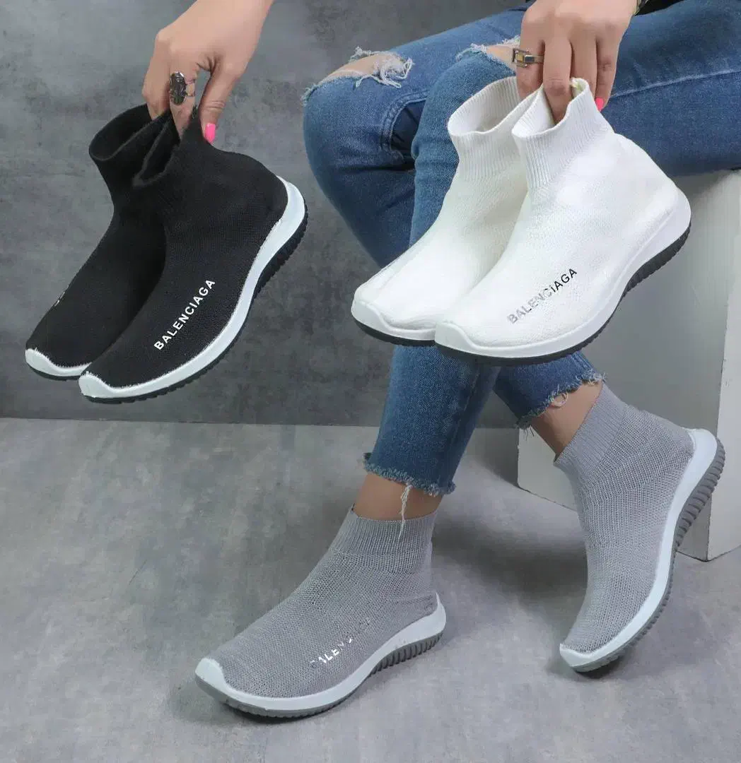 کفش های زنانه و مردانه راحتی|کیف، کفش، کمربند|بروجرد, |دیوار