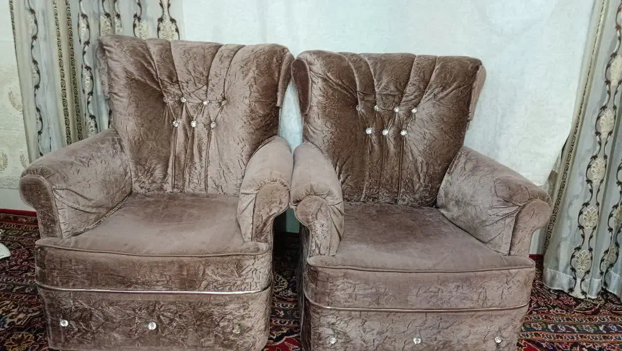 مبل راحتی در حد نو|مبلمان خانگی و میز عسلی|آذرشهر, |دیوار