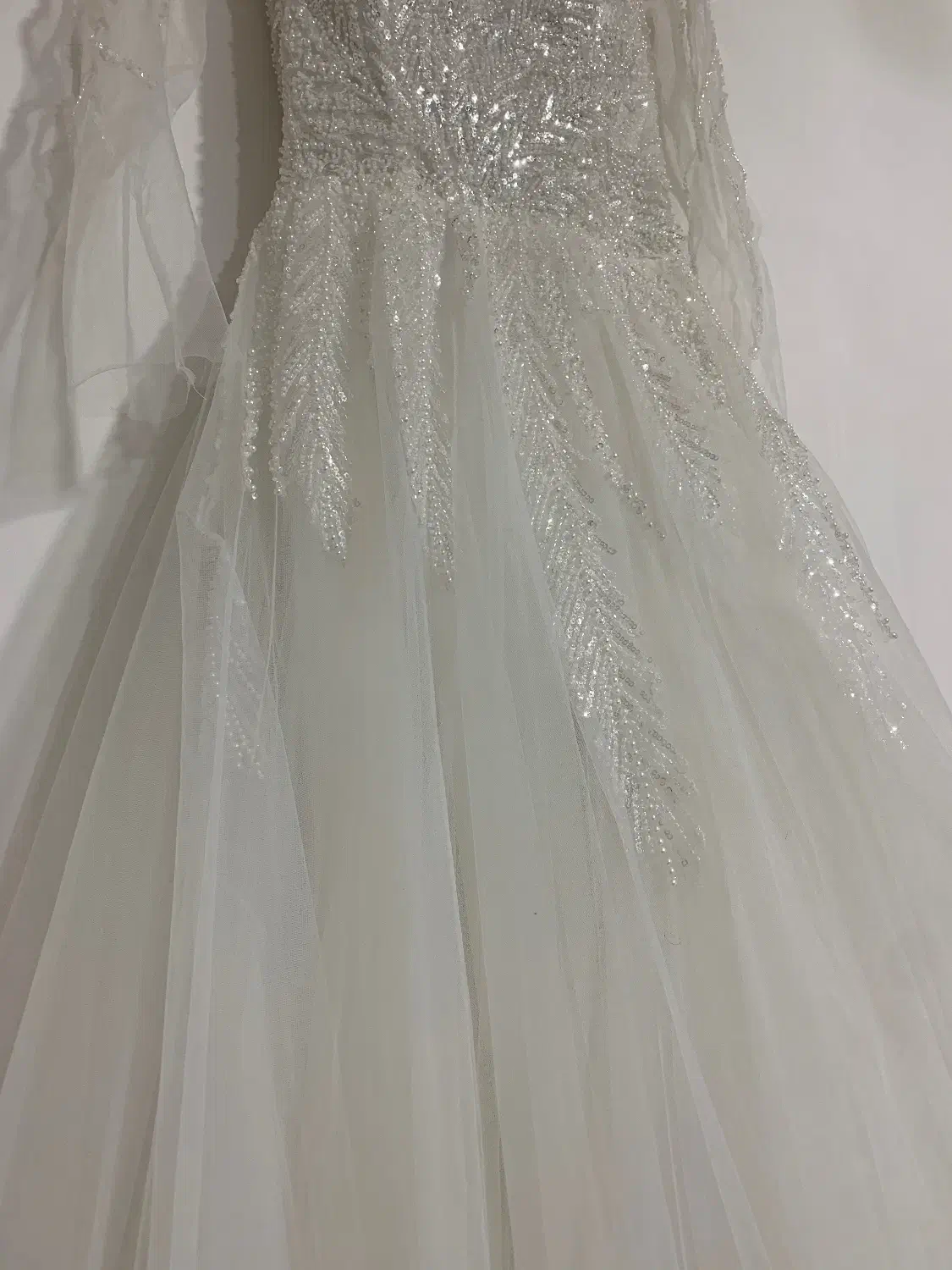 لباس عروس توری|لباس|کنگاور, |دیوار