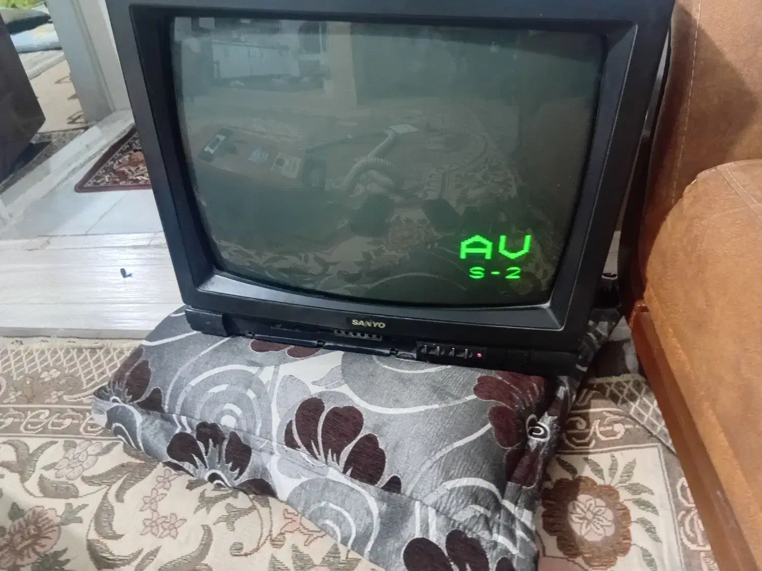 تلویزیون قدیمی|تلویزیون و پروژکتور|تربت جام, شهرک آزادگان|دیوار