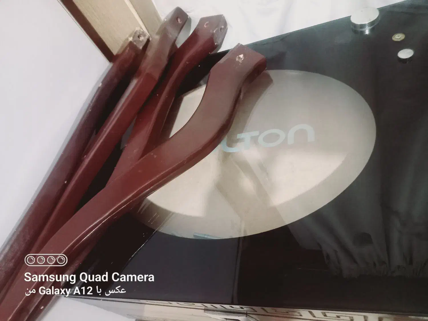 میز قاشق و چنگال پایه دار|بوفه، ویترین، کنسول|فولادشهر, مسکن مهر فولادشهر|دیوار