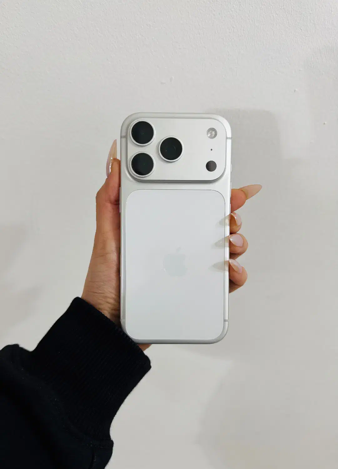 17 pro|موبایل|نوشهر, |دیوار