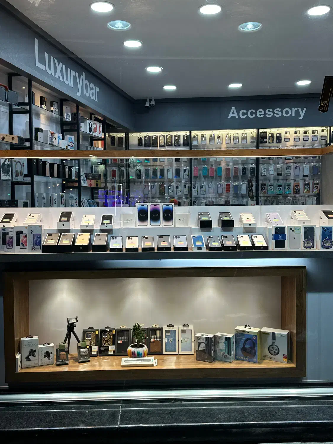 فروشنده و نرم افزار کار موبایل|استخدام بازاریابی و فروش|تبریز, |دیوار